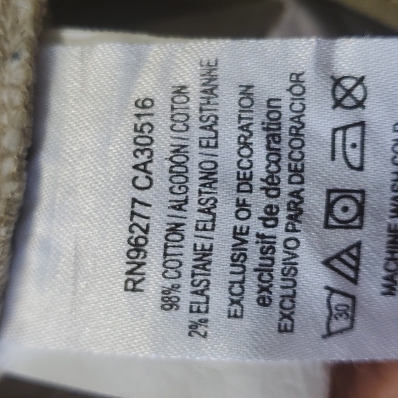 Vans, men's off the wall khaki pants. Straight leg. Size 32. Four pockets. Nice - Picture 9 of 12